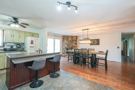 901 Edwin Drive Bourbonnais IL 60914