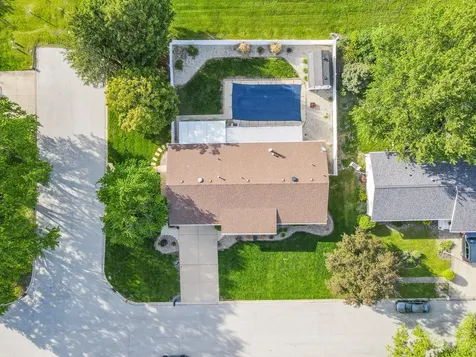 901 Edwin Drive Bourbonnais IL 60914