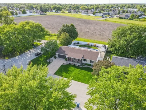 901 Edwin Drive Bourbonnais IL 60914