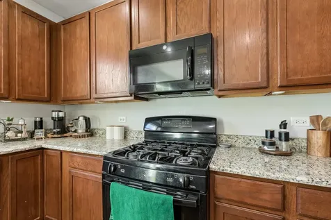 402 Cahokia Street Joliet IL 60431