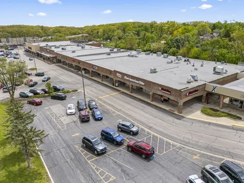 8711 West 95 Street Hickory Hills IL 60457