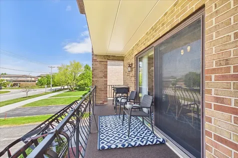 17979 Oak Park Avenue Tinley Park IL 60477