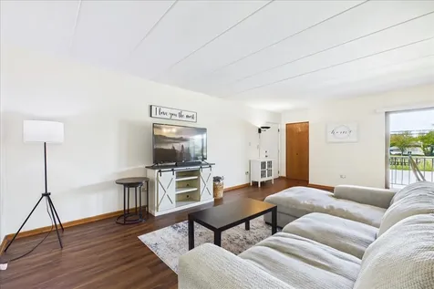 17979 Oak Park Avenue Tinley Park IL 60477