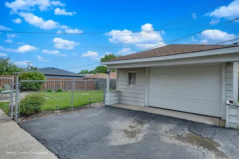 1425 Atwood Avenue Berkeley IL 60163