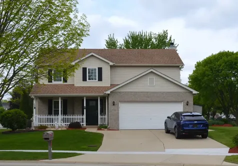 322 Bodega Drive Romeoville IL 60446
