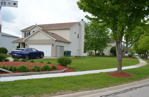 322 Bodega Drive Romeoville IL 60446