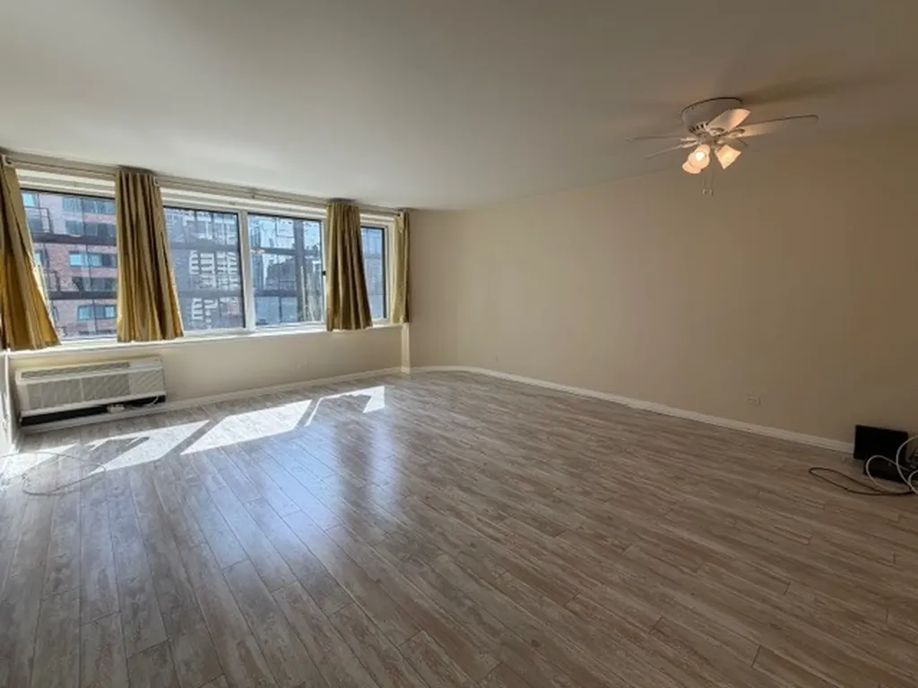 211 East Ohio Street Chicago IL 60611