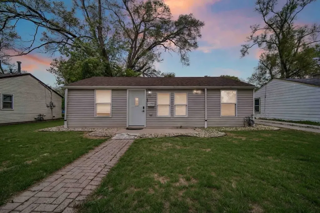 405 Dellwood Avenue Lockport IL 60441