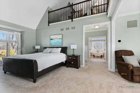 13 Kensington Drive North Barrington IL 60010