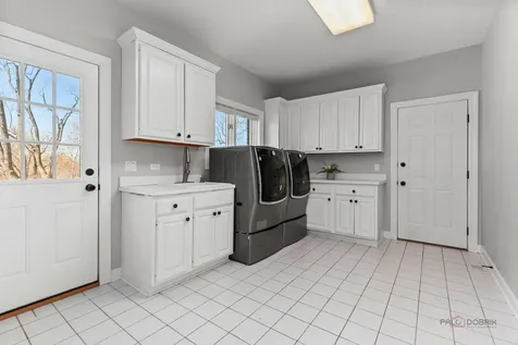 13 Kensington Drive North Barrington IL 60010