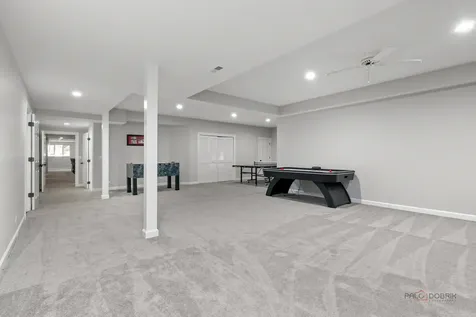 13 Kensington Drive North Barrington IL 60010