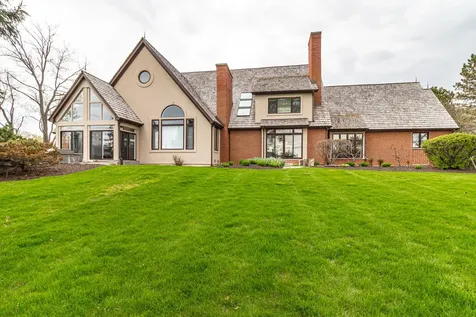 13 Kensington Drive North Barrington IL 60010
