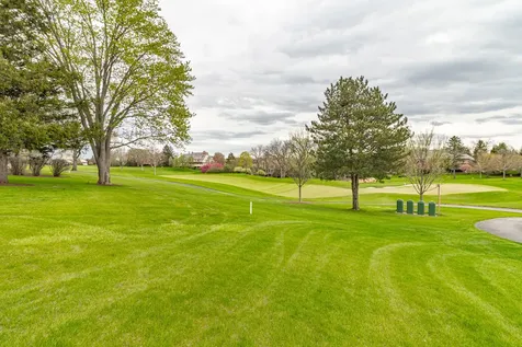 13 Kensington Drive North Barrington IL 60010