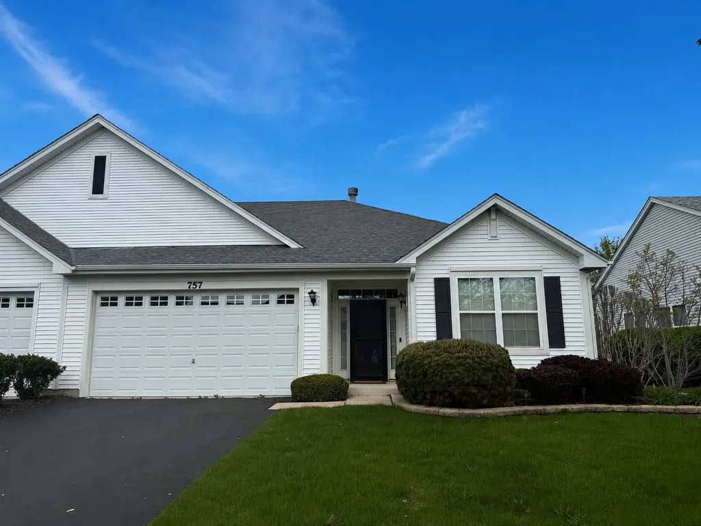 757 Bellevue Circle Oswego IL 60543