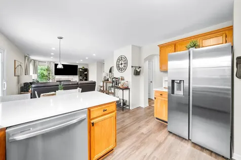 609 Plymouth Court Oswego IL 60543