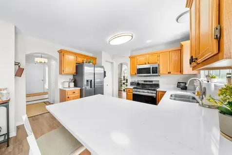 609 Plymouth Court Oswego IL 60543