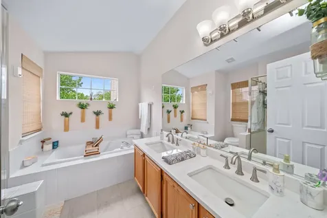 609 Plymouth Court Oswego IL 60543