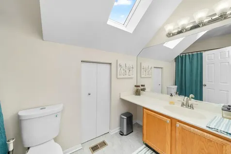 609 Plymouth Court Oswego IL 60543