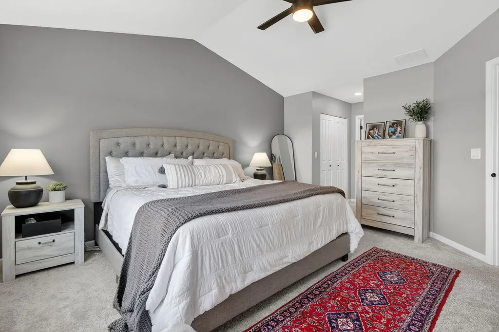 30W142 Wheeler Circle Warrenville IL 60563