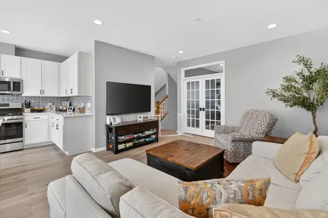 30W142 Wheeler Circle Warrenville IL 60563