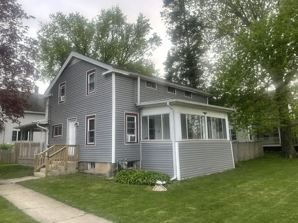230 East Elm Street Sycamore IL 60178