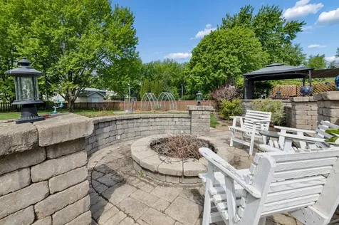 1351 Reva Lane Lake Holiday IL 60548