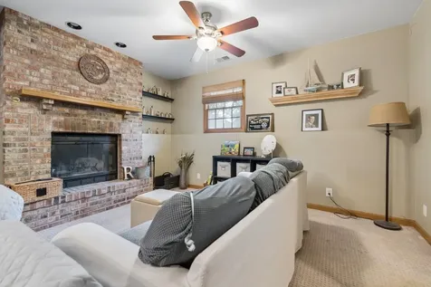 1351 Reva Lane Lake Holiday IL 60548