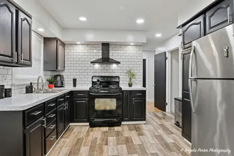 1320 Glenwood Avenue Waukegan IL 60085