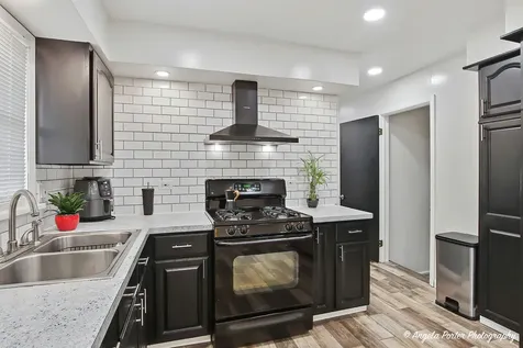 1320 Glenwood Avenue Waukegan IL 60085