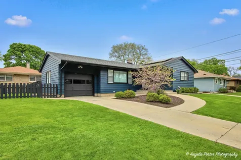 1320 Glenwood Avenue Waukegan IL 60085