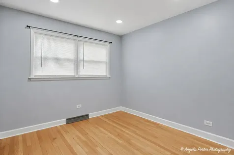1320 Glenwood Avenue Waukegan IL 60085