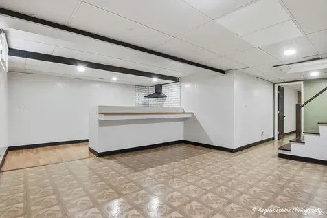 1320 Glenwood Avenue Waukegan IL 60085
