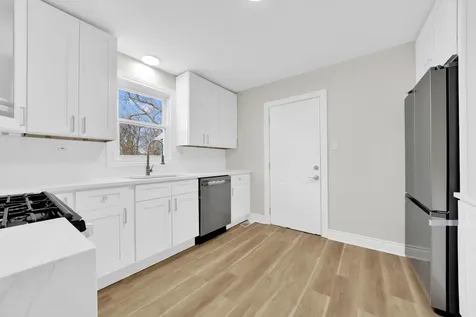 14222 Long Avenue Midlothian IL 60445