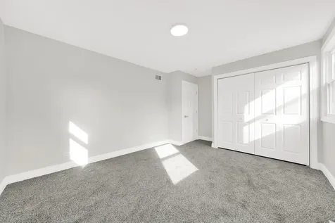 14222 Long Avenue Midlothian IL 60445
