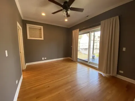 2038 West Iowa Street Chicago IL 60622