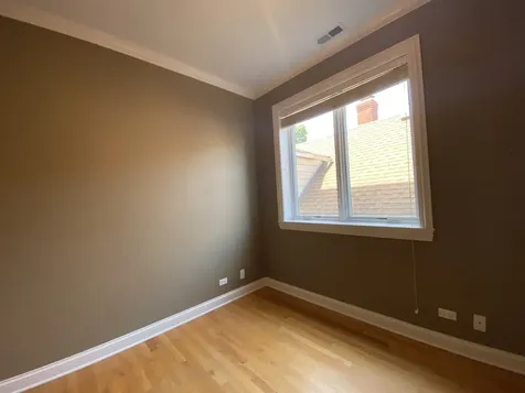2038 West Iowa Street Chicago IL 60622