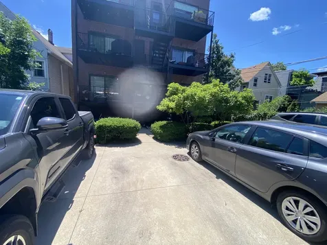 2038 West Iowa Street Chicago IL 60622