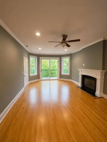 2038 West Iowa Street Chicago IL 60622