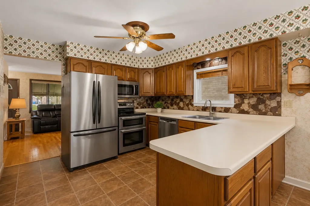 3238 North Pittsburgh Avenue Chicago IL 60634