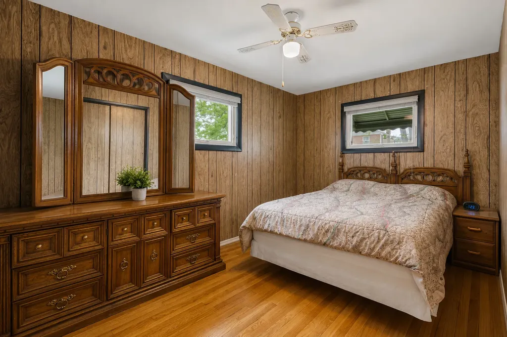 3238 North Pittsburgh Avenue Chicago IL 60634