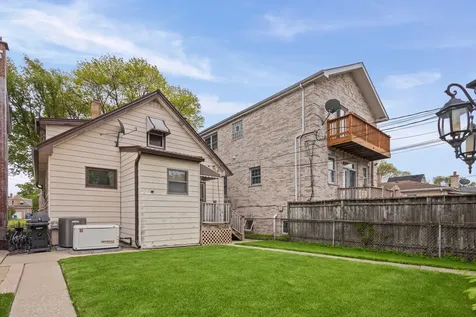 3238 North Pittsburgh Avenue Chicago IL 60634