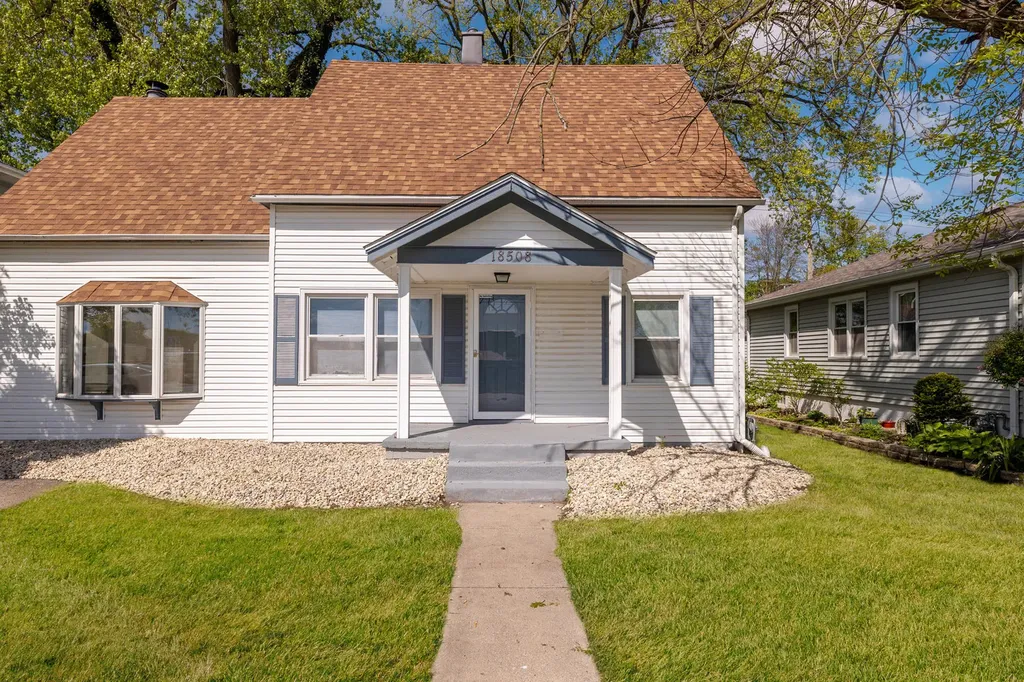 18508 Chicago Avenue Lansing IL 60438