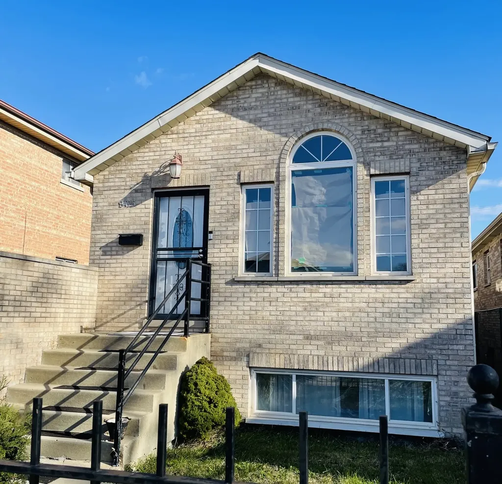 8425 South Marshfield Avenue Chicago IL 60620