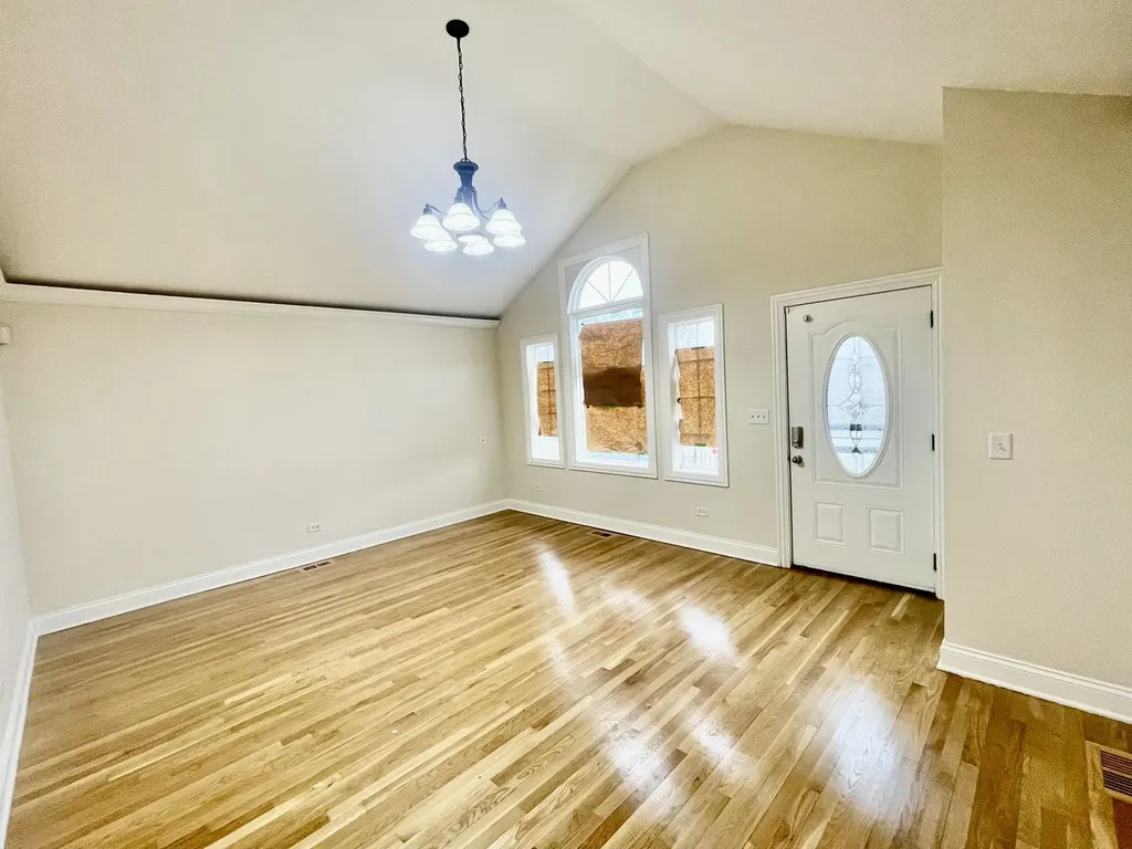 8425 South Marshfield Avenue Chicago IL 60620