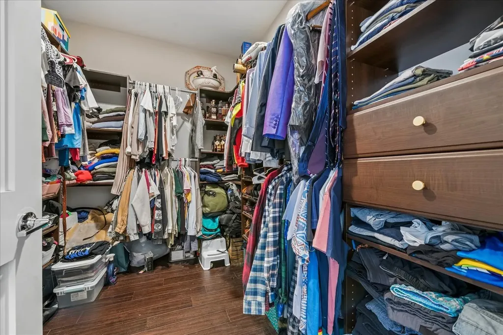 3739 North Ridgeway Avenue Chicago IL 60618