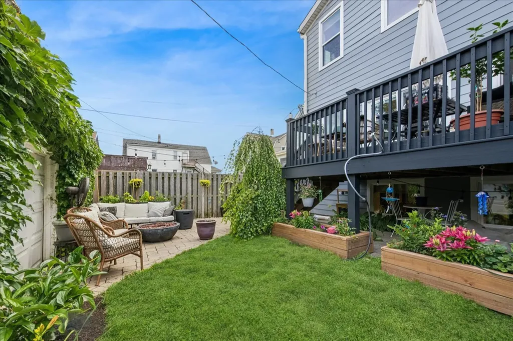 3739 North Ridgeway Avenue Chicago IL 60618