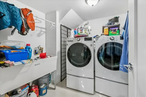 3739 North Ridgeway Avenue Chicago IL 60618