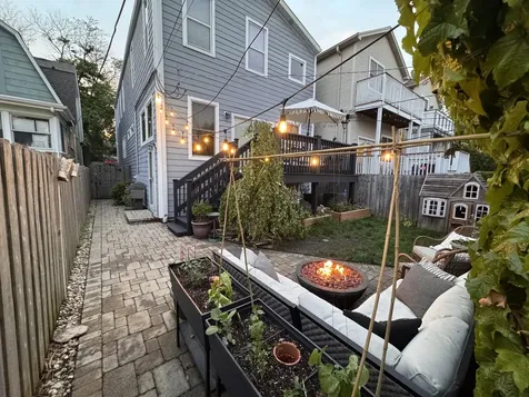 3739 North Ridgeway Avenue Chicago IL 60618