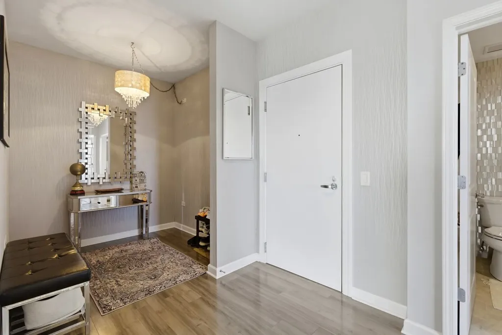 100 East 14th Street Chicago IL 60605
