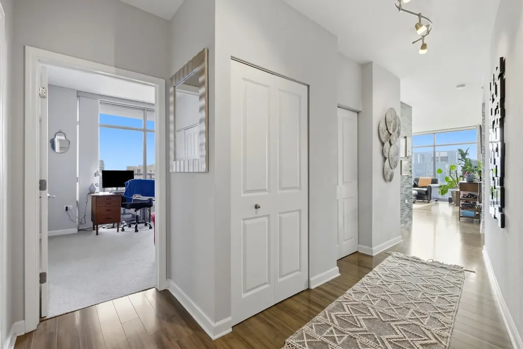 100 East 14th Street Chicago IL 60605